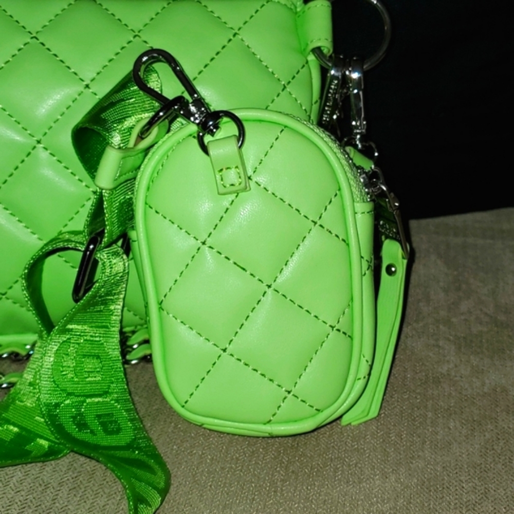 Steve Madden Neon Green Quilted Crossbody Belt Bag with Coin Pouch - Picture 7 of 10
